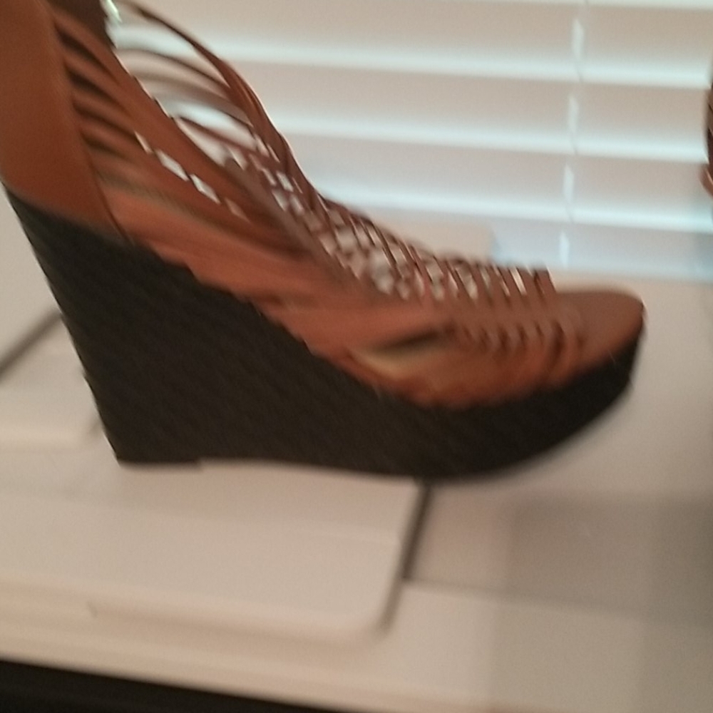 Wedges - Picture 3 of 3